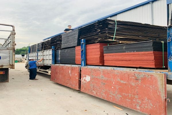 Ván ép phủ phim 15mm - Báo giá ván ép phủ phim từ 240.000/tấm