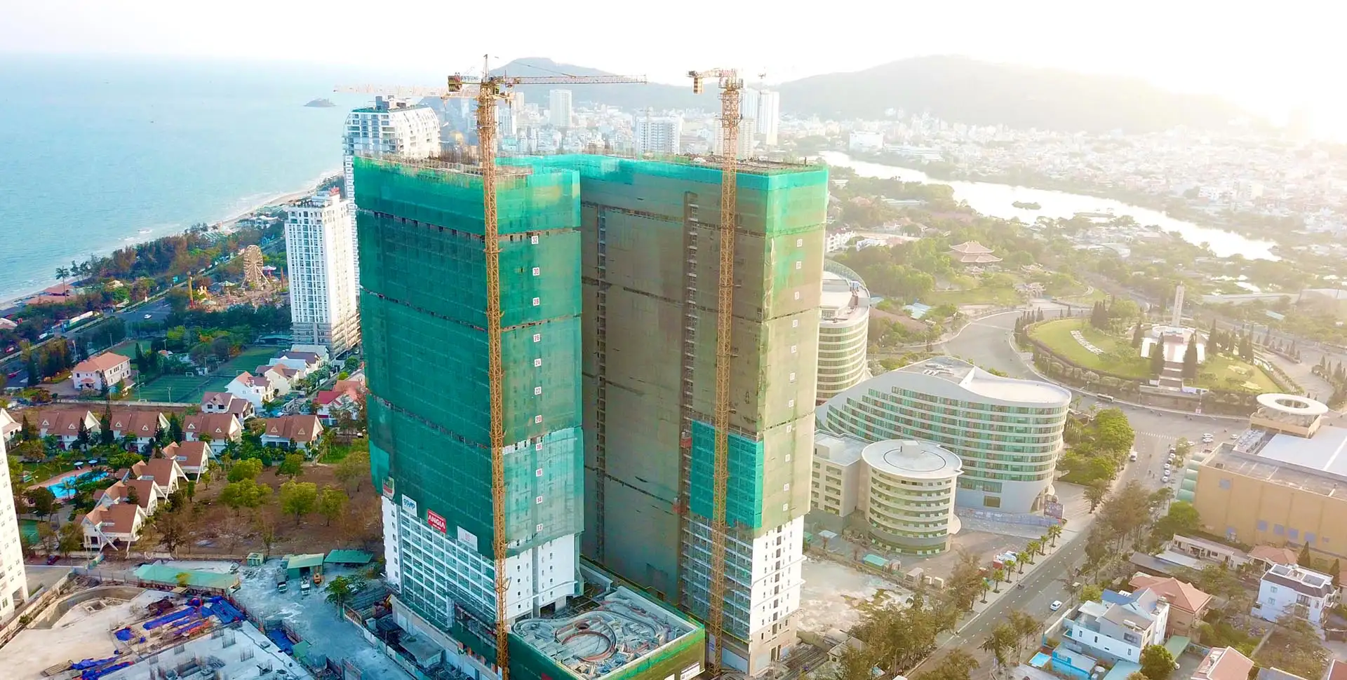 ván ép phủ phim, ván ép cốp pha xây dựng tú anh 68